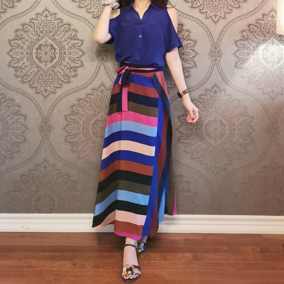 Guess by Marciano 100% silk shirt - Picture 3 of 7